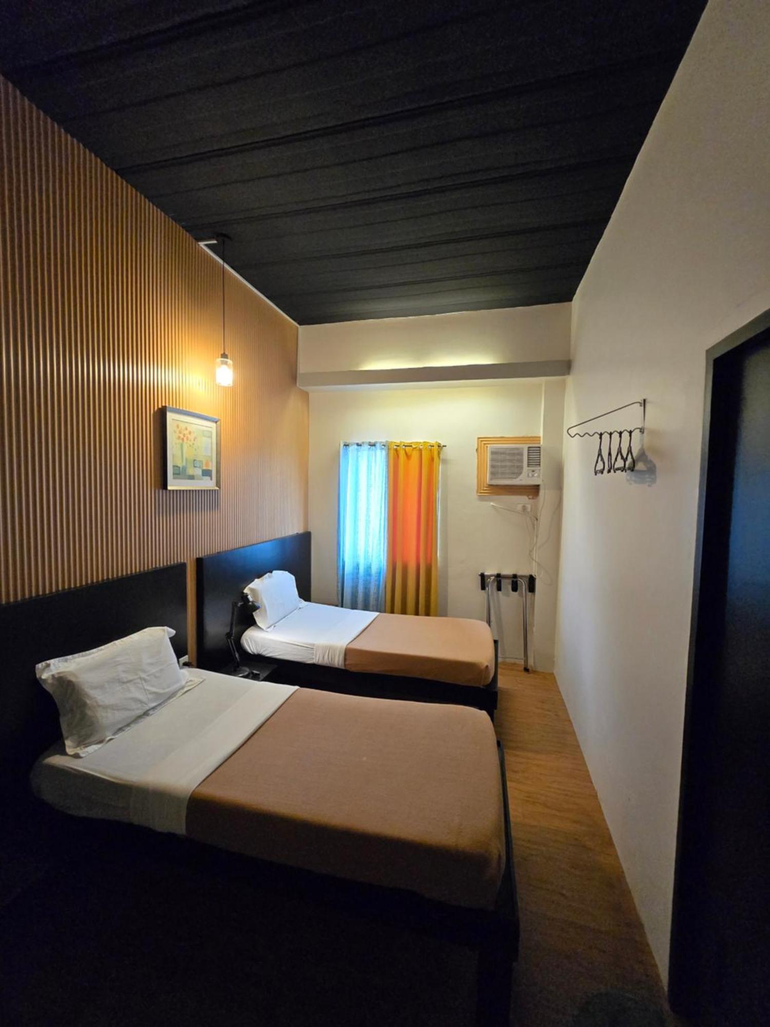 First Pacific Inn Davao City Exteriör bild